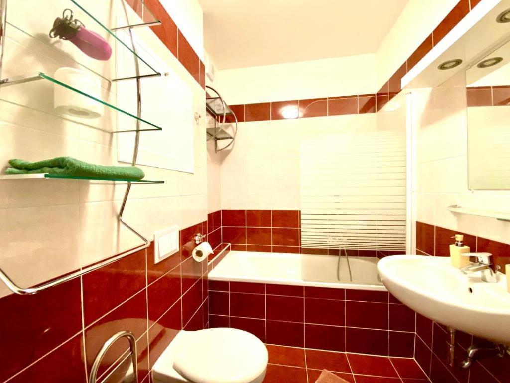 Keleti Studio Apartments ブダペスト エクステリア 写真