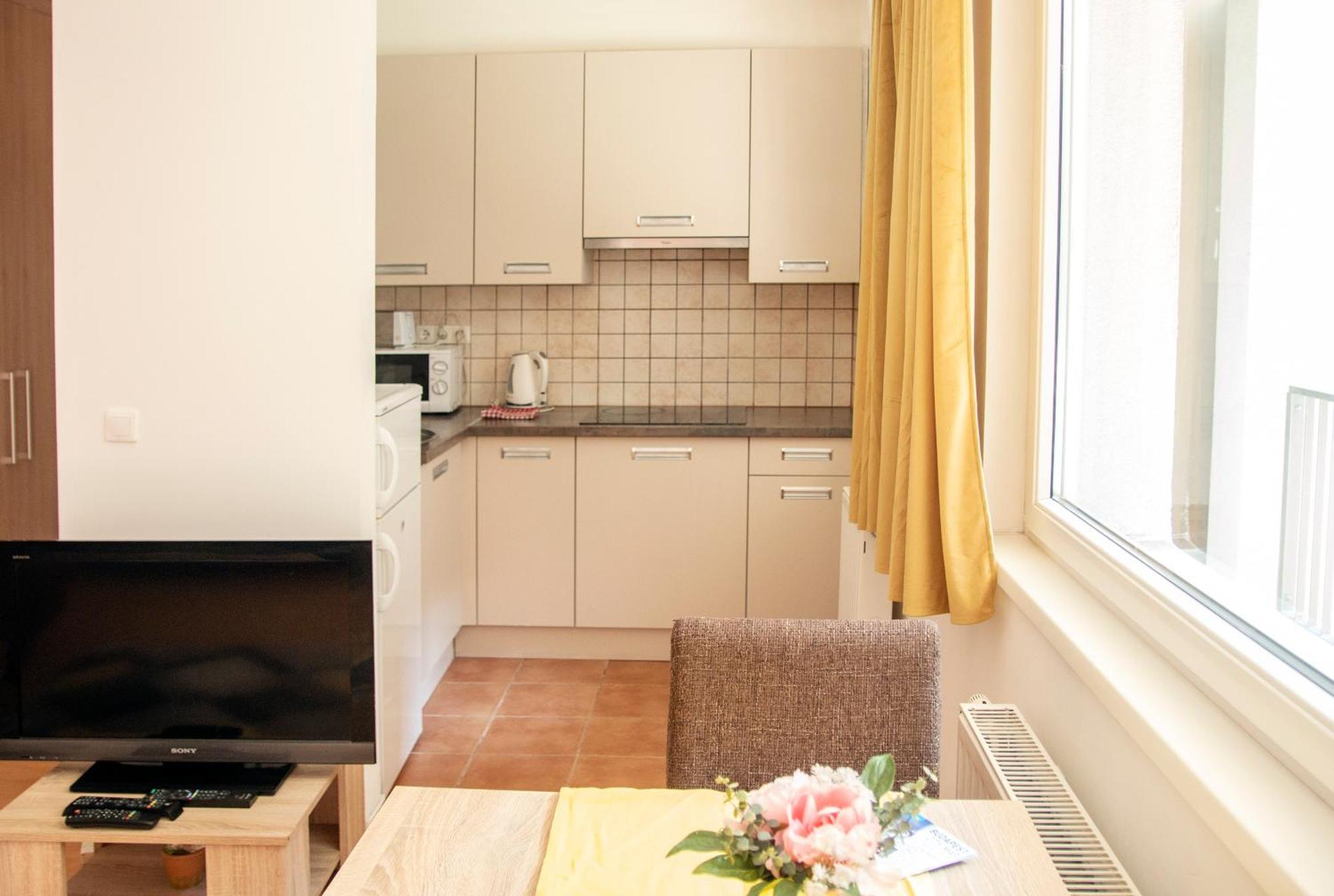 Keleti Studio Apartments ブダペスト エクステリア 写真
